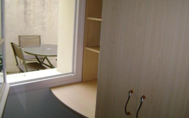 House With 2 Bedrooms in Montblanc, With Furnished Terrace - 20 km From the Beach