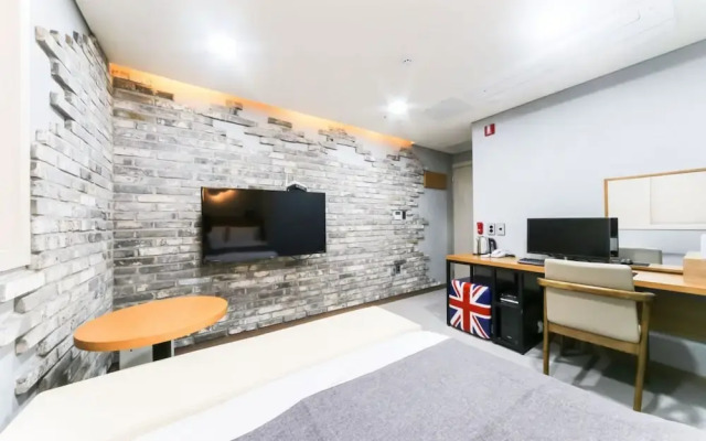 Ulleung With Ulleung