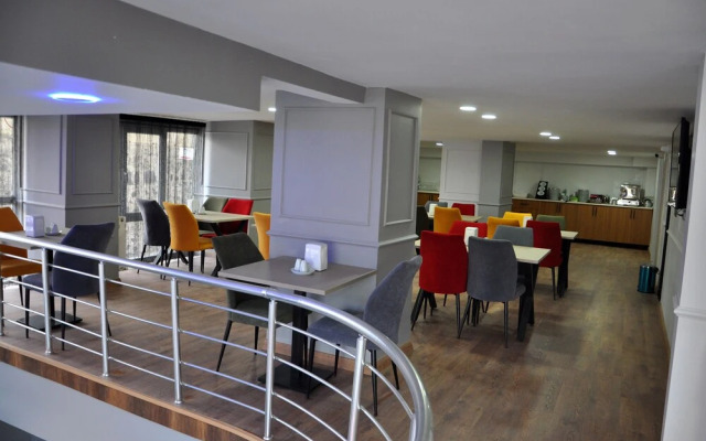 Saka Life Hotel