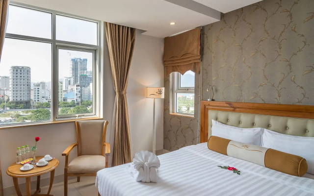 Royal Family Hotel Da Nang
