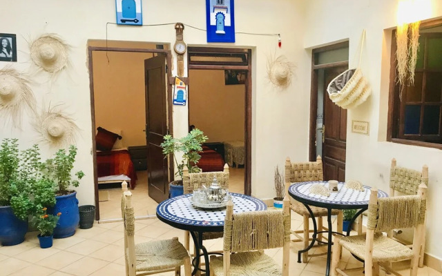N12 Hostel