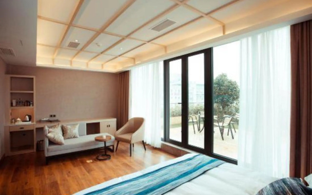 Wanhao Hotel