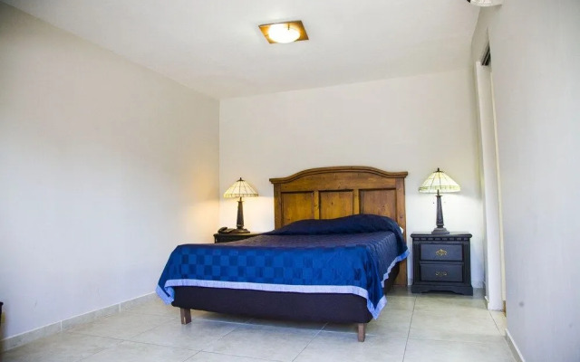 Hotel Cosmos Don Carlos