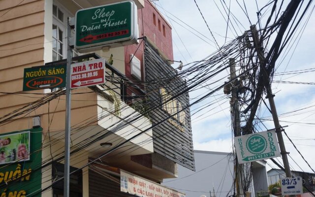 Sleep in Dalat Hostel