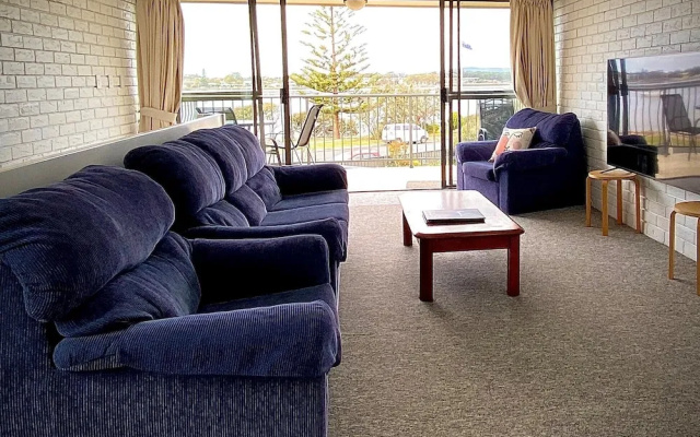 Penguin Mews Merimbula – Guest Rooms – Merimbula