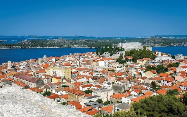 Amazing Home in Sibenik With Wifi and 2 Bedrooms