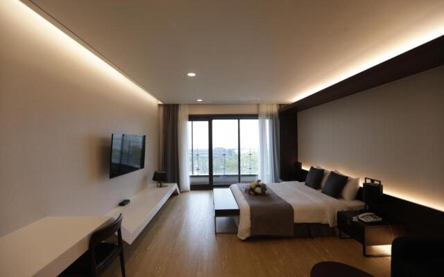 The Qube Resort Jeju