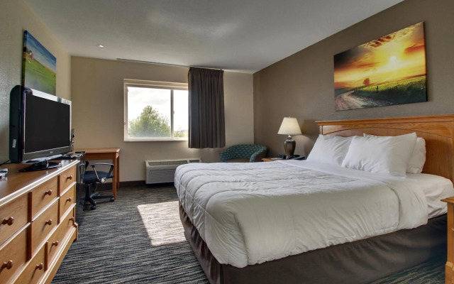 EverSpring Inn & Suites