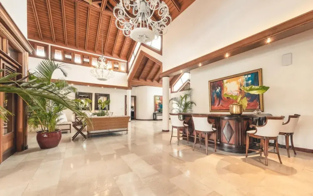 Luxurious Maison Larimar at Casa de Campo