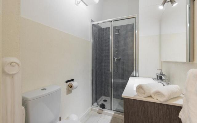 Feel Home - France 93