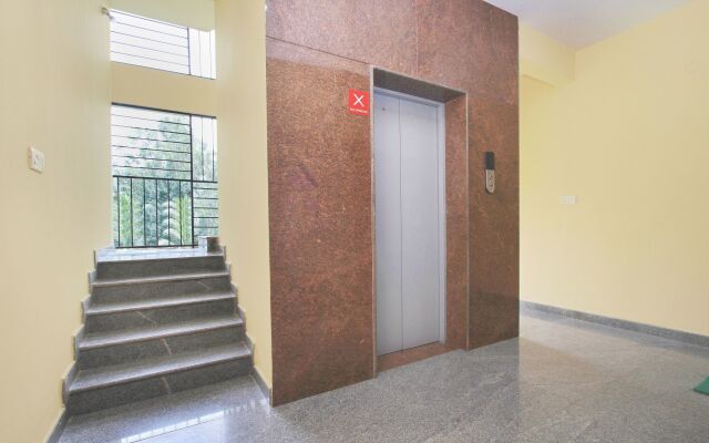 OYO 9748 Hotel Girgaon Palace