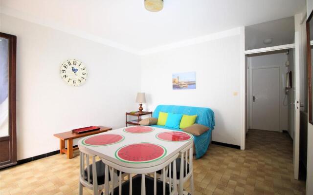 ESTORIL - T2 avec parking au coeur de la station