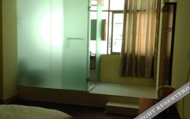 TianyueExpress Hostel