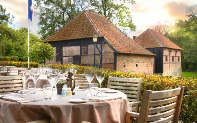 Restaurant and Hotel Bi'j de Watermölle