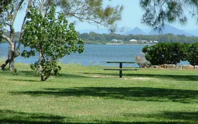 Sunsets from your front patio - Sylvan Beach Esp, Bellara