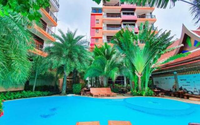 Naiharn Condominimum