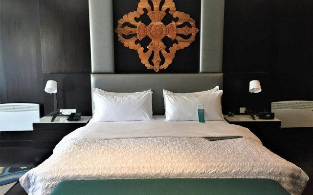Le Meridien Paro, Riverfront