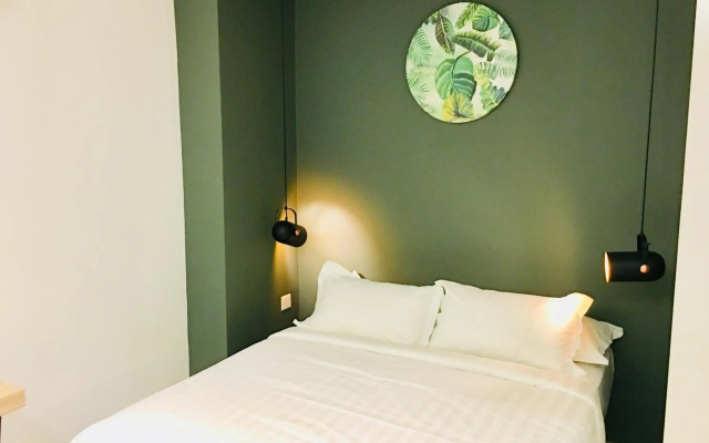 Enclave Business Hotel