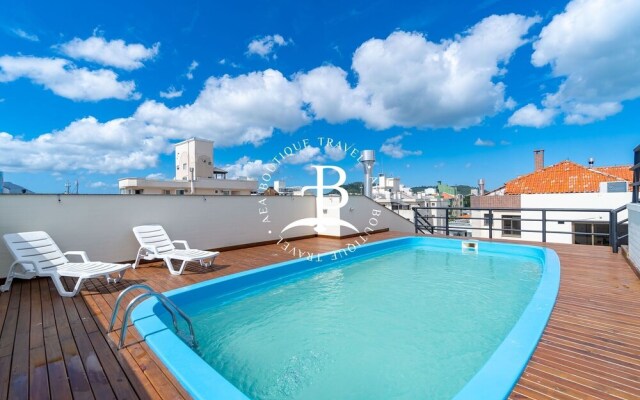 Vista mar 2 suítes e piscina exterior