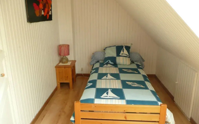 Holiday Home Near the Beach, Ploudalmezeau