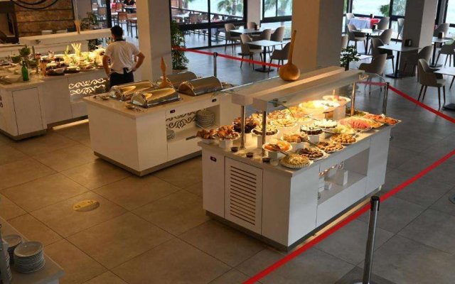 Adora Calma Beach Hotel - Adults Only