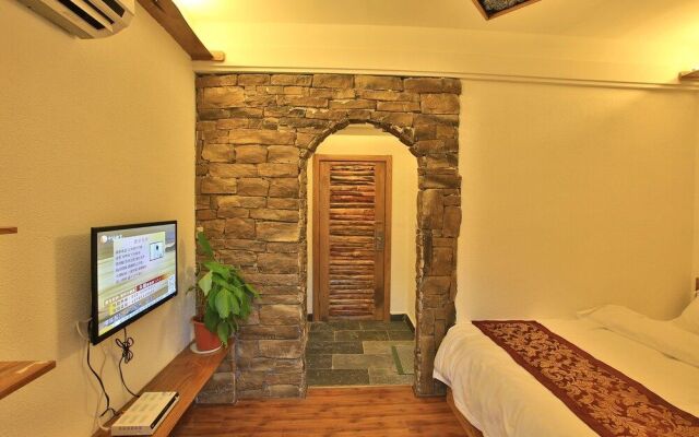 Zhangjiajie Destination Youth Hostel