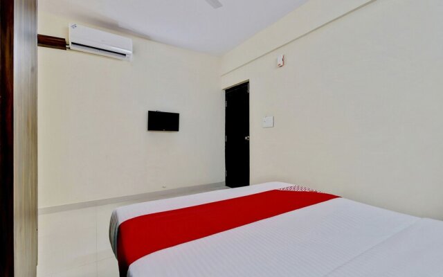 Varcity Pearl by OYO Rooms