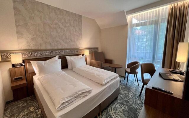 Hotel Crystal
