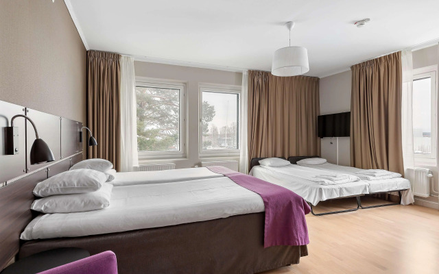 Best Western Arlanda Plus Park Airport Hotel