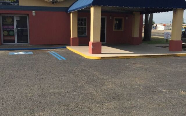 Executive Inn Mercedes