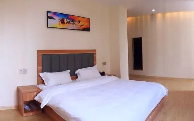 Dongshan Jianjian B&B