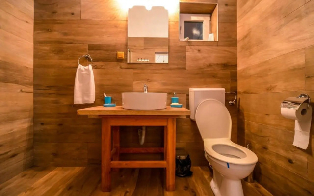 ATRIUM 24 Suite