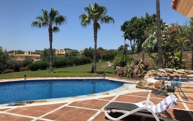 Palm Tree Golf Retreat
