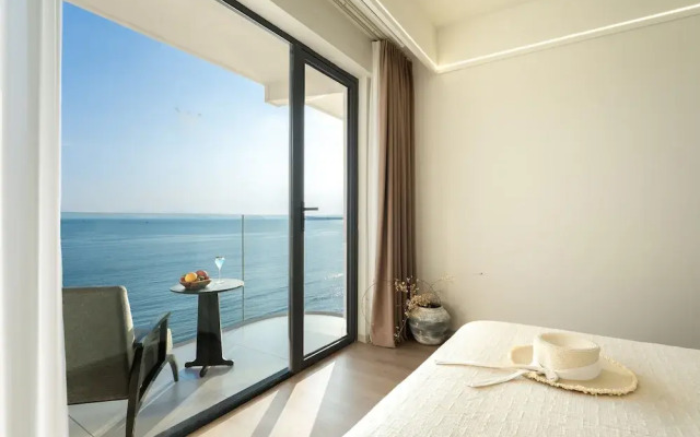 Shenzhen White House Sea View Resort