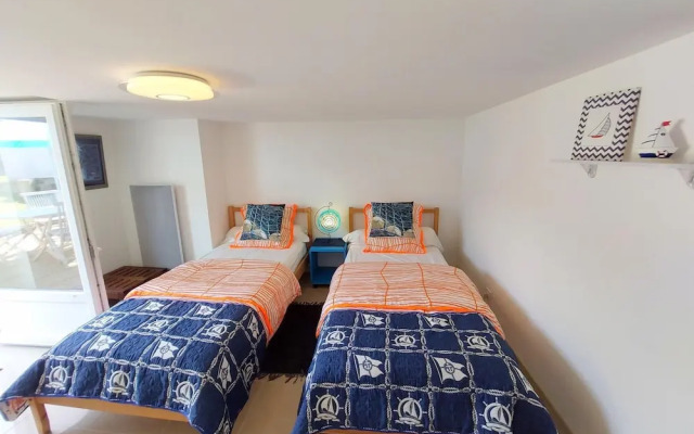 Beachfront Apartment in Plouguerneau