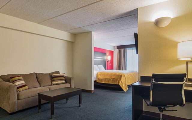Quality Suites Atlanta Airport East