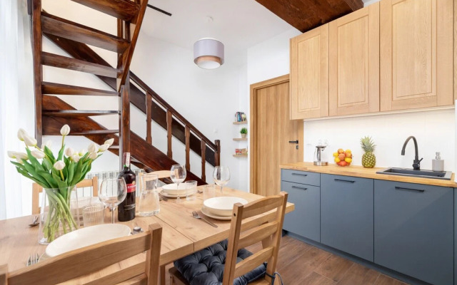 Mountain Apartment Kubińca by Renters