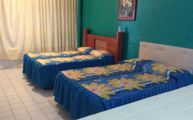 Hotel Suites Tropicana Ixtapa