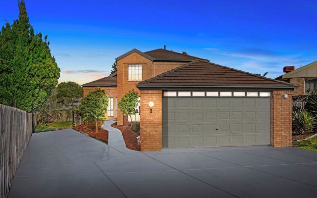 6BRM Retreat Parkside Family House Melb