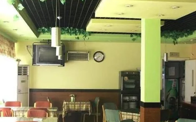 Home Inn Shanghai Yanggao Middle Road