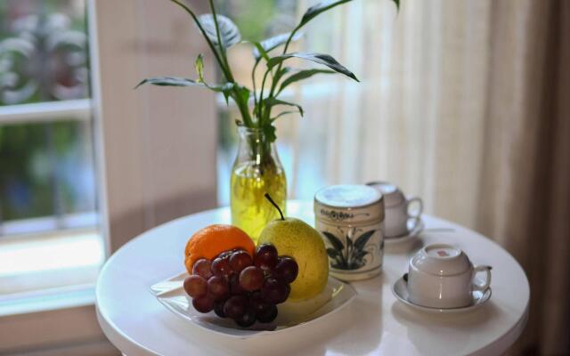 Calypso Premier Hotel