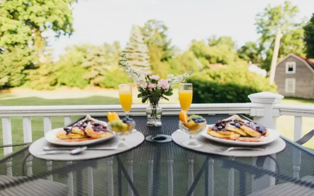 Friendly City Inn Bed & Breakfast