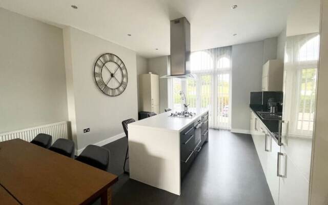 Blue Heron - 2 Bedroom Apt With 2 Parking Spaces - From 165 Per Night