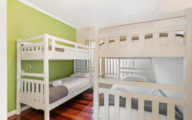 The Bud House – Guest Rooms – Melbourne