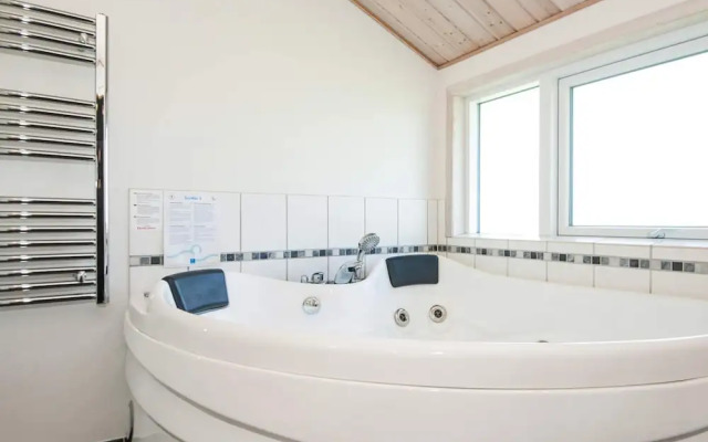 8 Person Holiday Home in Hemmet