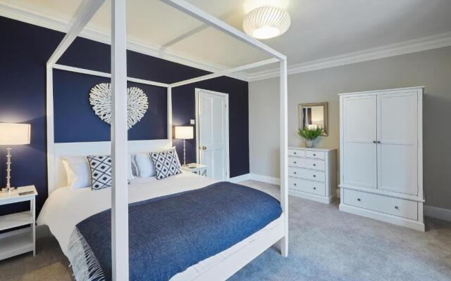 Host Stay Ebb Tide