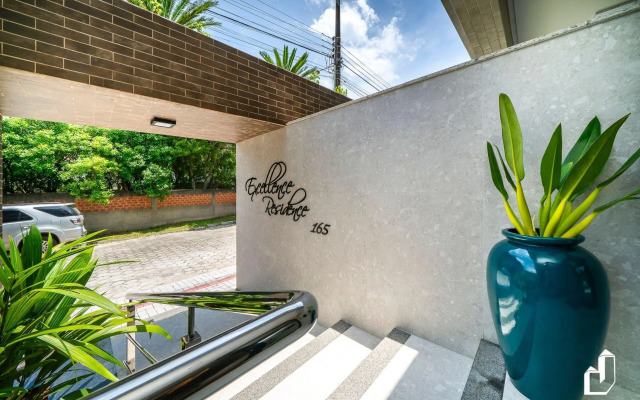 Apartamento com 02 dormitórios em Canto Grande