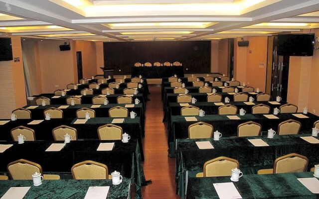 Artland Peninsula Hotel