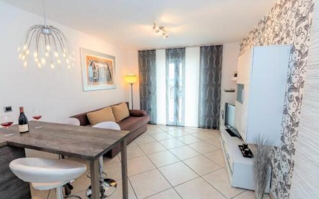 Holiday House Queens with Sea View