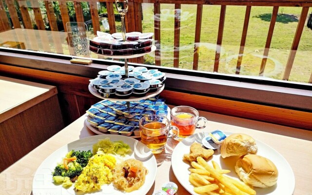 Baili Manor Cing Jing